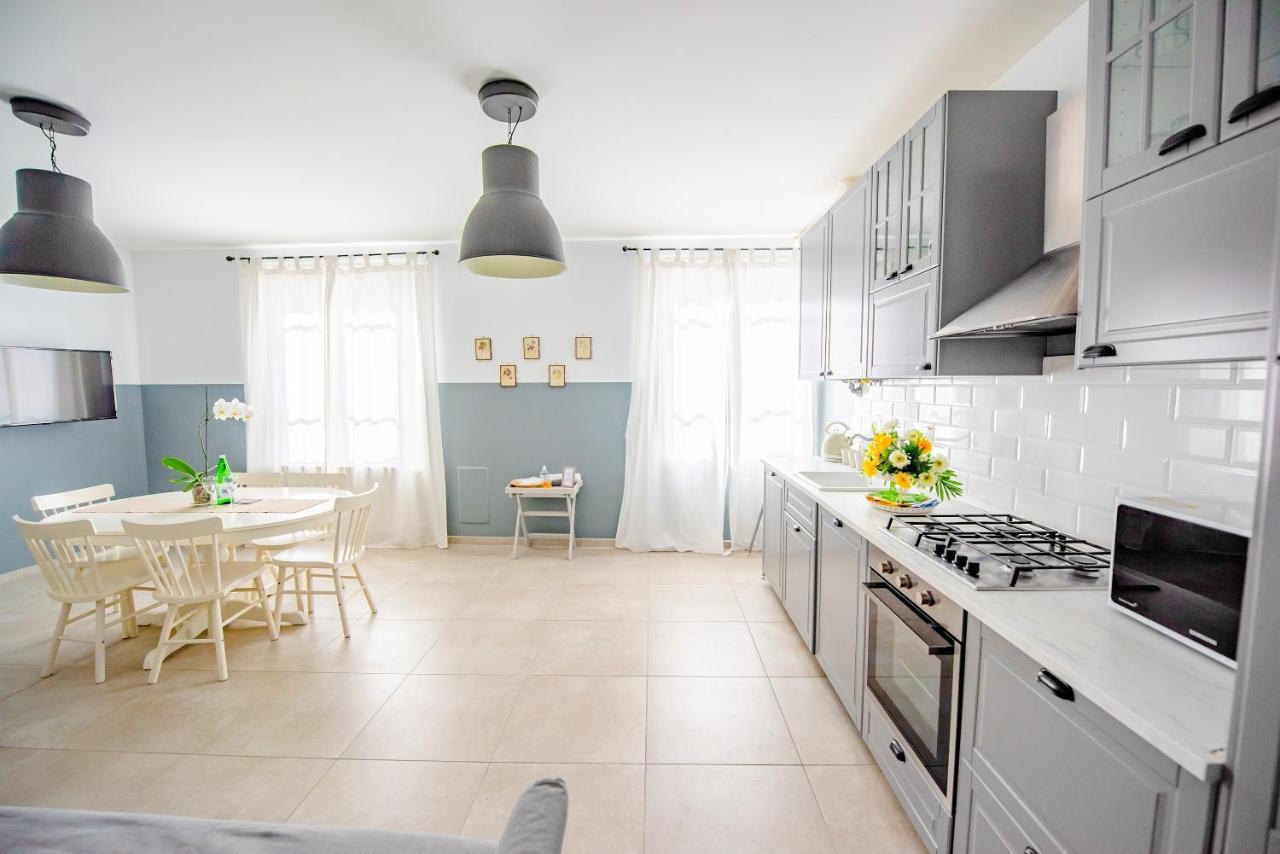 Beach Apartment In The Center Sanremo Bagian luar foto