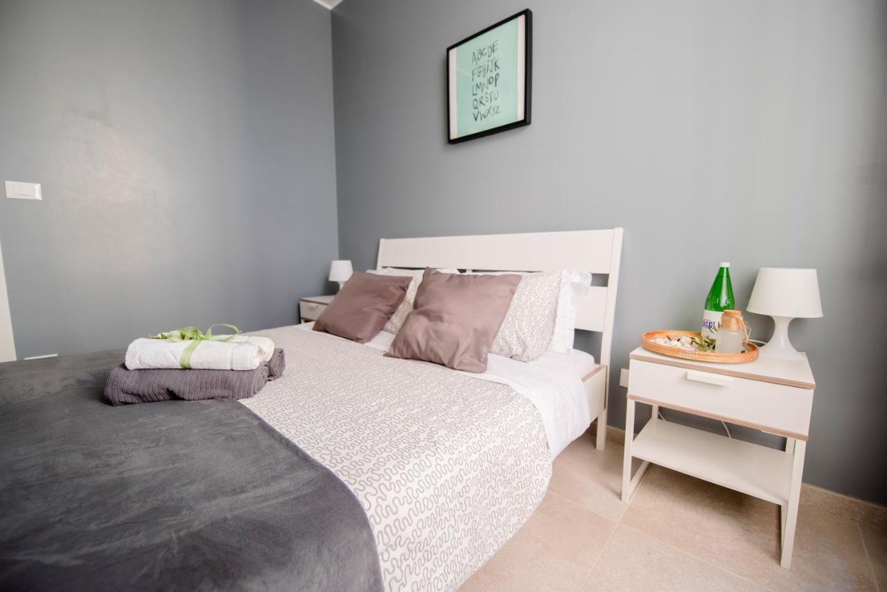 Beach Apartment In The Center Sanremo Bagian luar foto