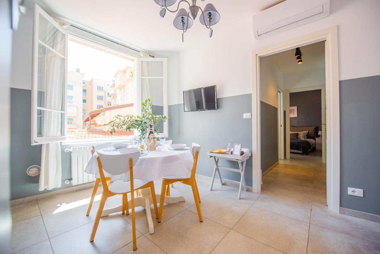 Beach Apartment In The Center Sanremo Bagian luar foto